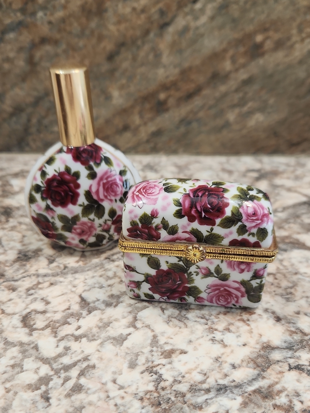 Vintage Floral Rose Print Compact Jewelry/Trinket  Box - Pink & Burgundy
